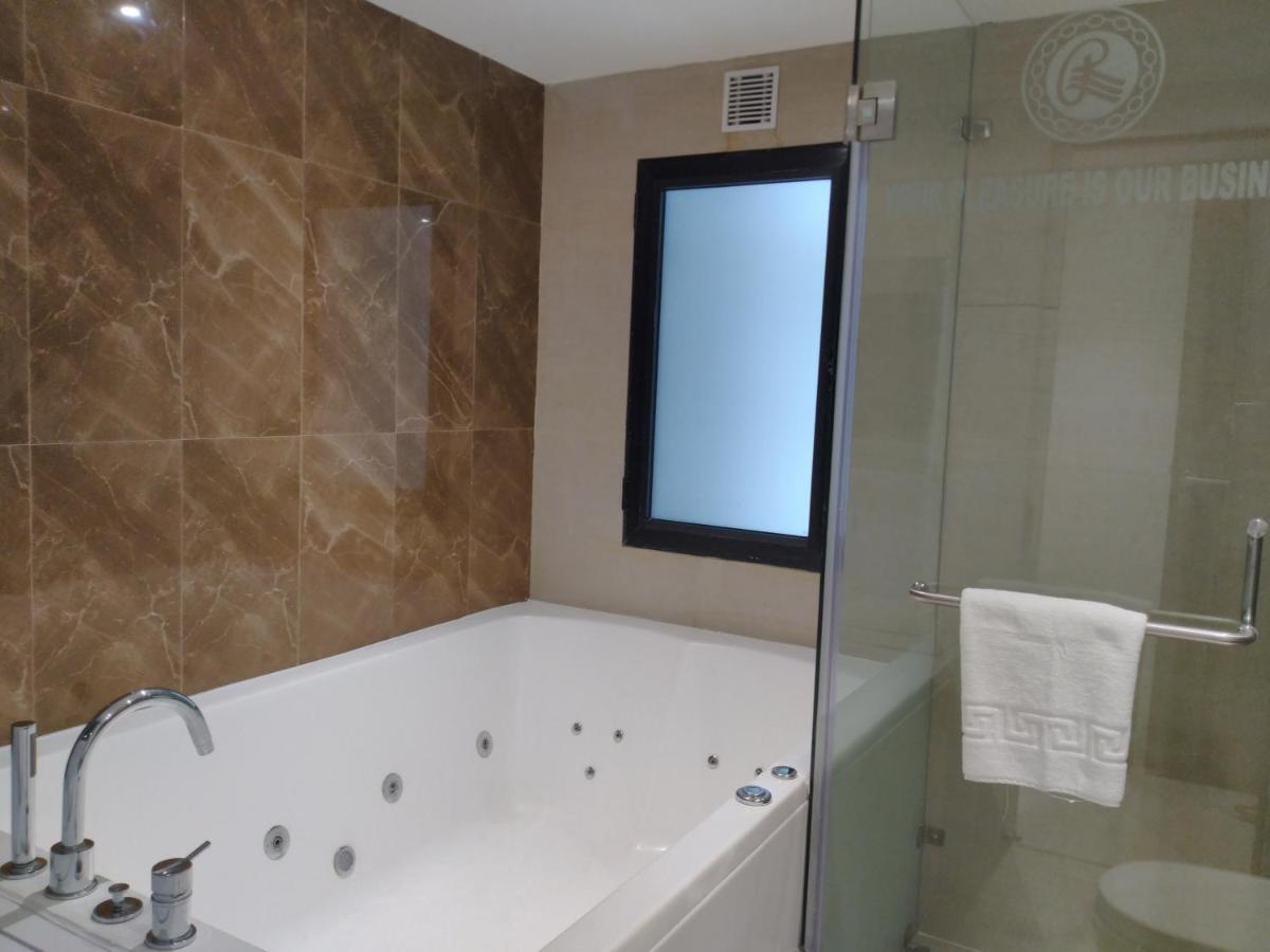 Ramee Techome Mumbai Ngoại thất bức ảnh